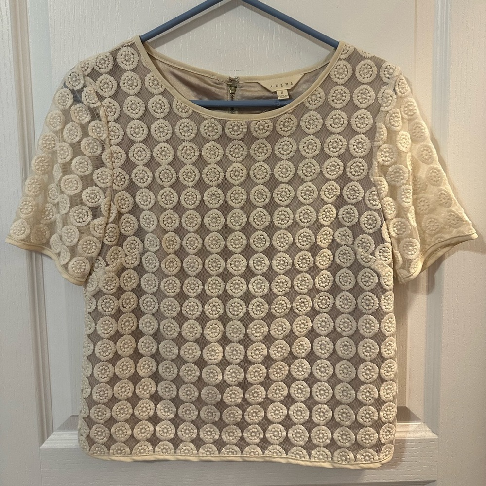 Adiva Small Cream Dress Shirt